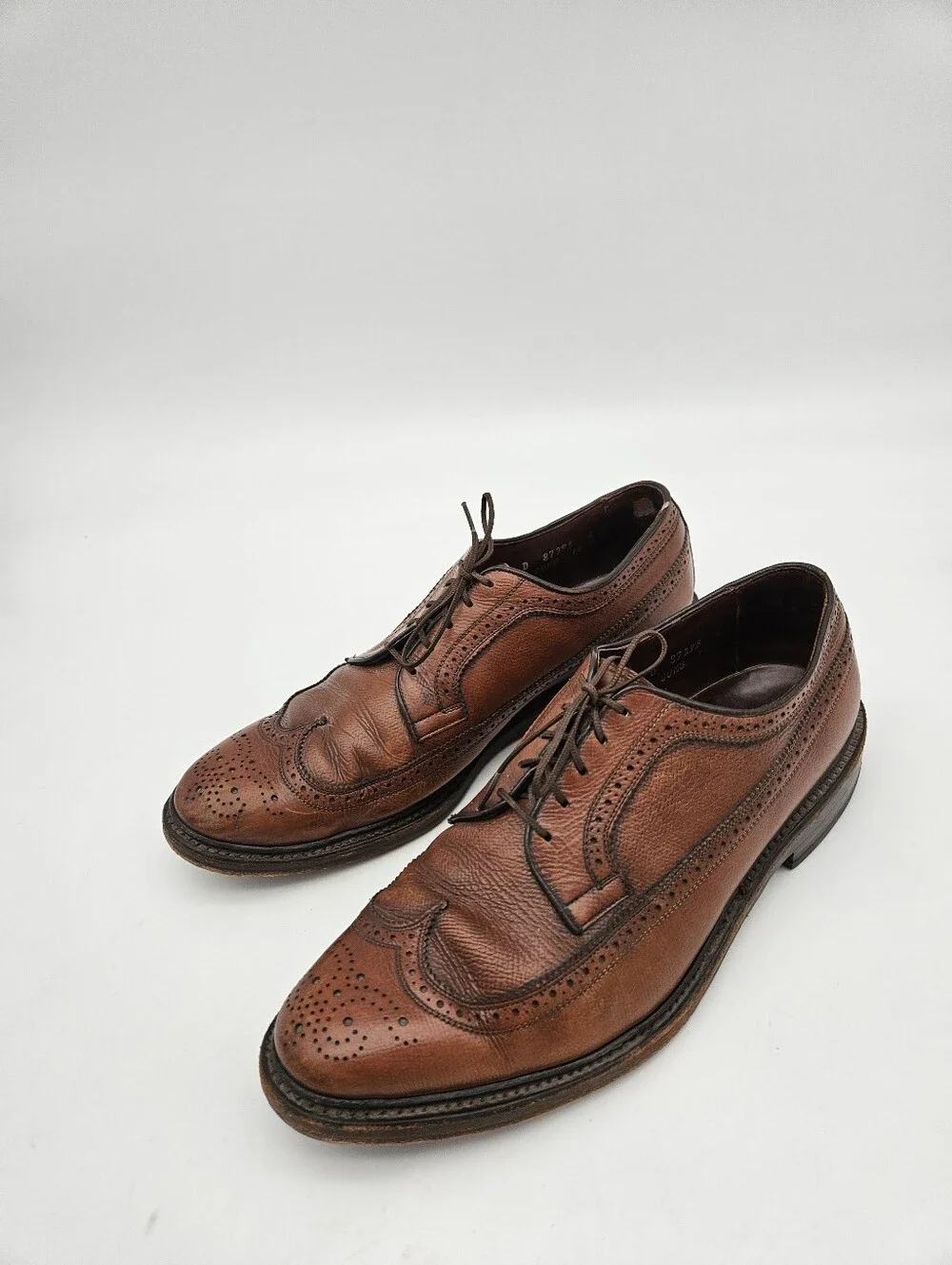 Allen Edmonds MacNeil 9157 Brown Shell Leather Wingtip Derby Shoes Size 10D